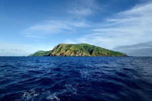 Pitcairn Island (c) Tony Probst